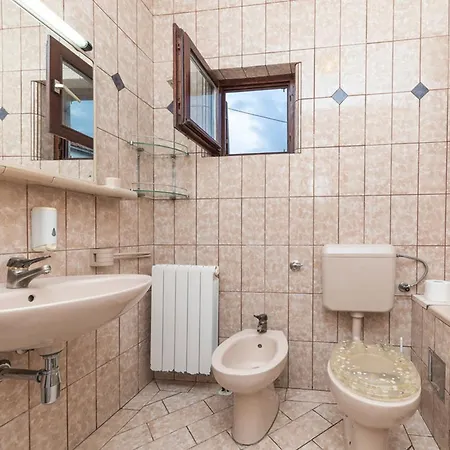Holiday home Family Friendly House With A Swimming Pool Vrsine, Trogir - 22668 Marina